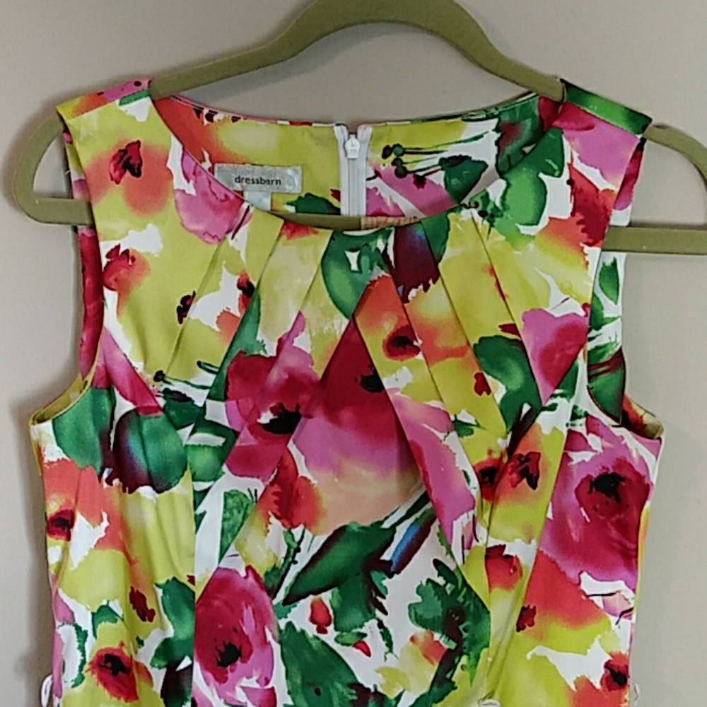 Dress - Picture 3 of 6